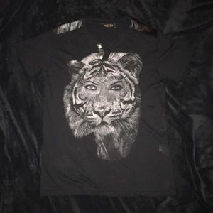Men’s Young & Rich black tiger t-shirt sz L